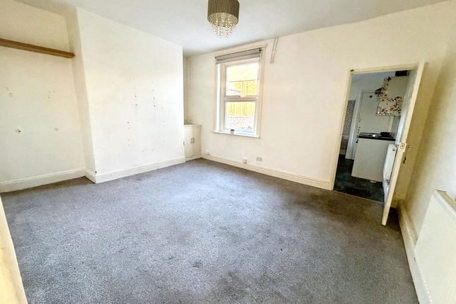 5, Robert Terrace, Rowlands Gill photo 4