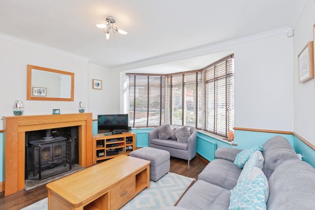 16, Loxley Road, Leicester photo 4