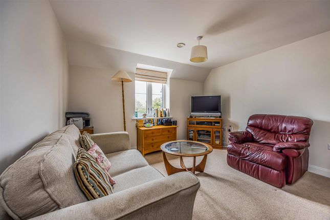 Flat 45, Shilling Place, Stakes Road, Waterlooville photo 4