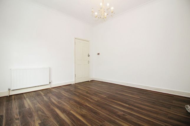 25 Coleraine Road, London photo 4