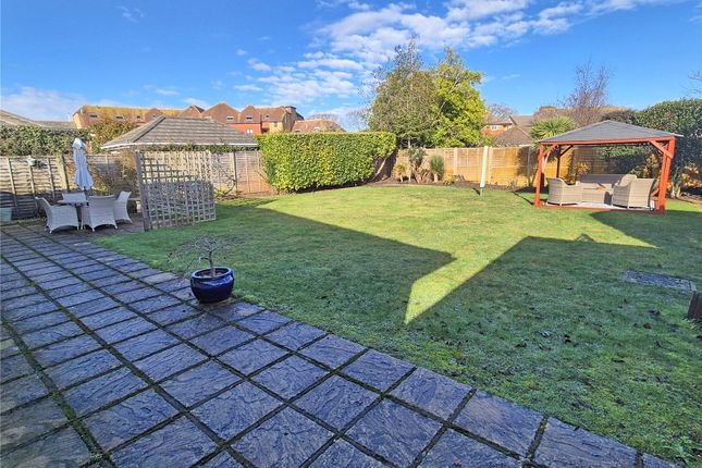 42, Crossmead Avenue, Hampshire photo 2