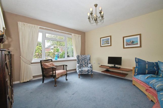 44, Parc Y Fro, Cardiff photo 3