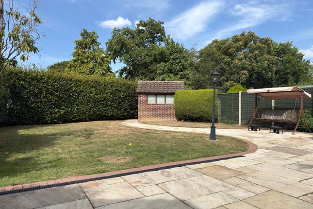 12, Marwood Close, Burnham-On-Sea photo 2