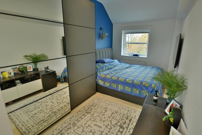53, Hadrian Way, Corfe Mullen photo 4