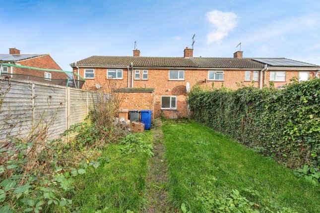 Terraced house for sale in Northumberland Avenue, Bury St. Edmunds