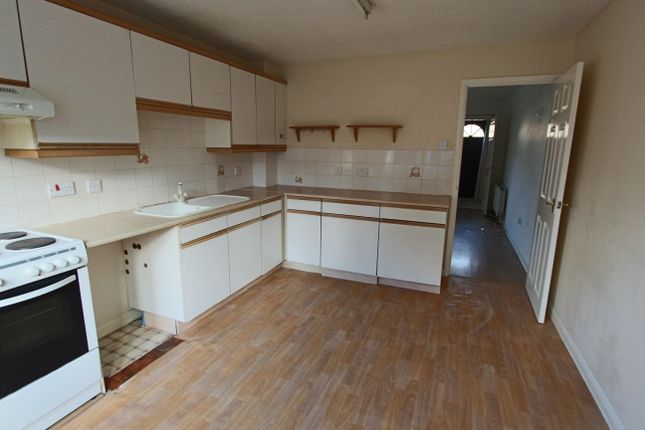 5, Sandringham Court, Kettering photo 3