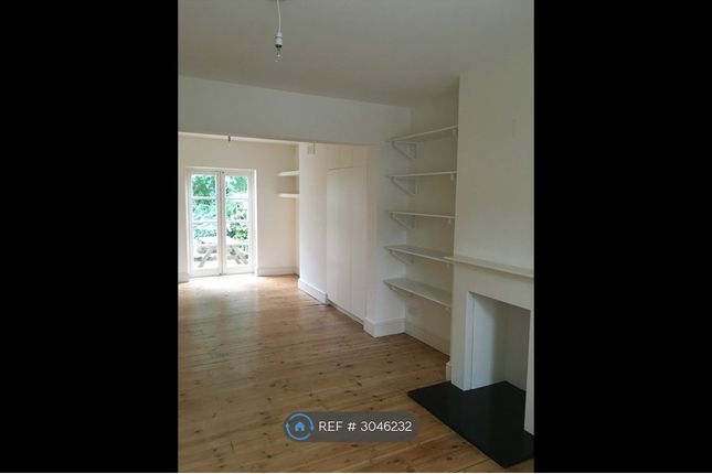 B Thornlaw Road, West Norwood, London photo 2