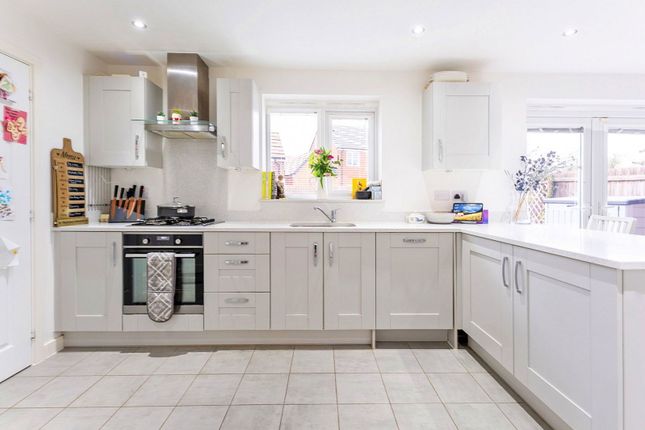 8, Tigers Road, Fleckney photo 5