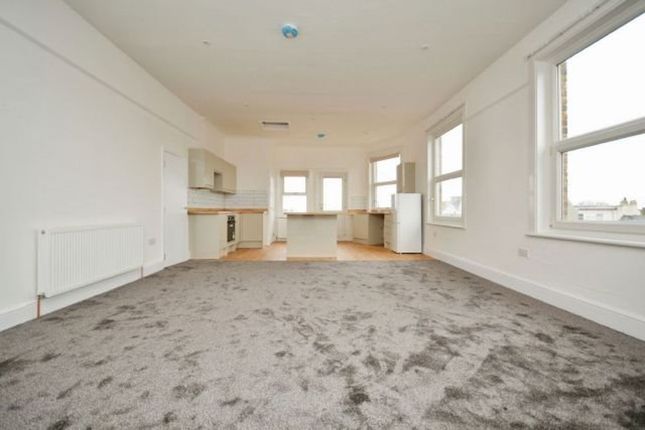 2, 86 Sweyn Road, Margate photo 3