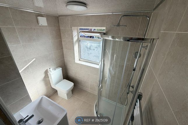 Littleton Road, Salford photo 3