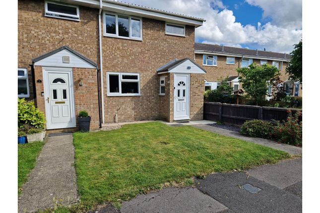 Thumbnail Terraced house for sale in Melrose Walk, Aylesbury