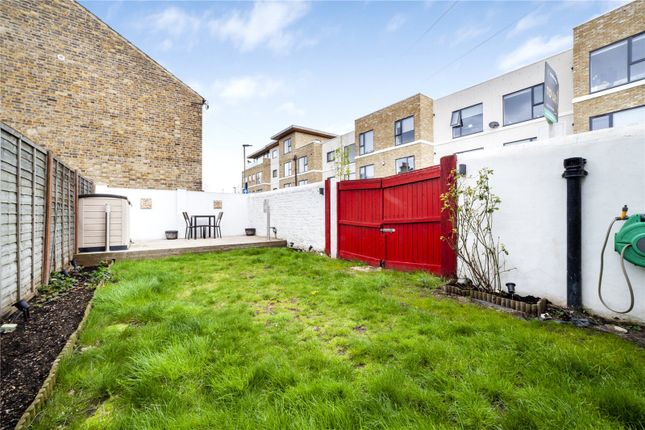 Detached house to rent in Aldeburgh Street, Greenwich, London