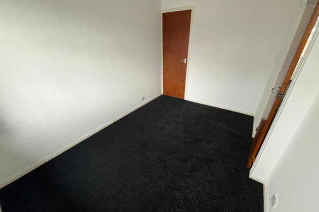 9, Tarrant Walk, Coventry photo 5
