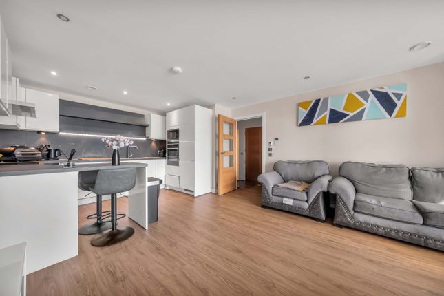 342, Riverside Drive, Dundee photo 5