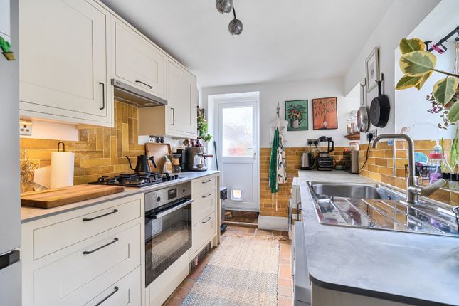 31, Cyprus Terrace, Barnstaple photo 2