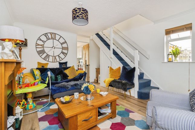 5, Quarry Close, Bridport photo 3