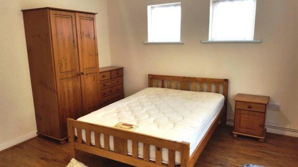 34, Shaftesbury Road, Canterbury photo 2