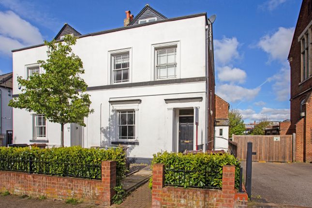Thumbnail Flat for sale in Alma Road, St. Albans