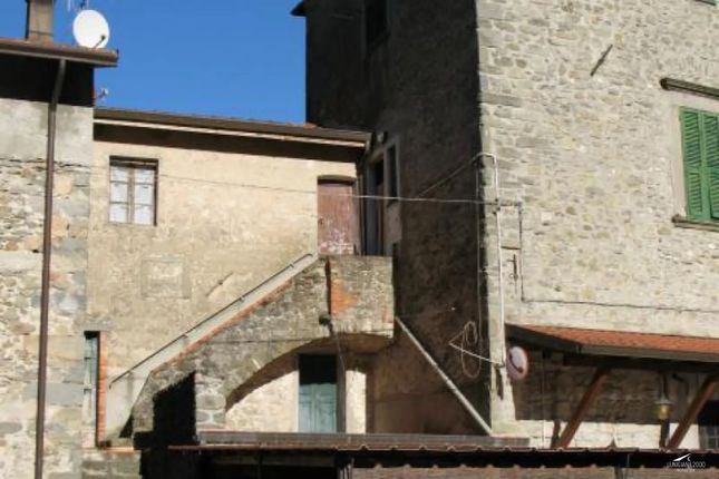 Town house for sale in Massa-Carrara, Mulazzo, Italy