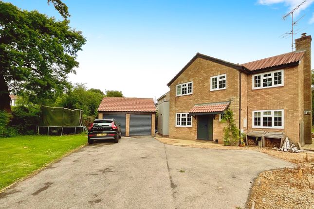 Thumbnail Detached house for sale in Wallace Close, Usk