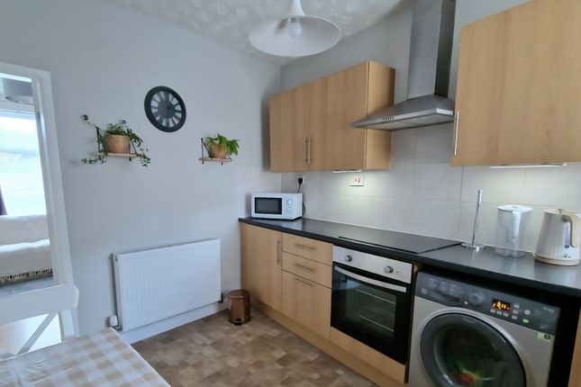 53, Well Lane Treeton, Rotherham photo 4