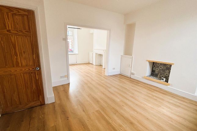 12, James Street, Port Talbot photo 3