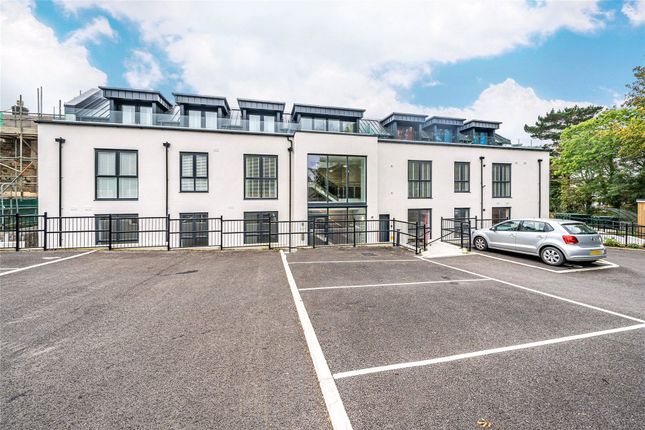 Thumbnail Flat to rent in Centenary Way, Penzance, Cornwall