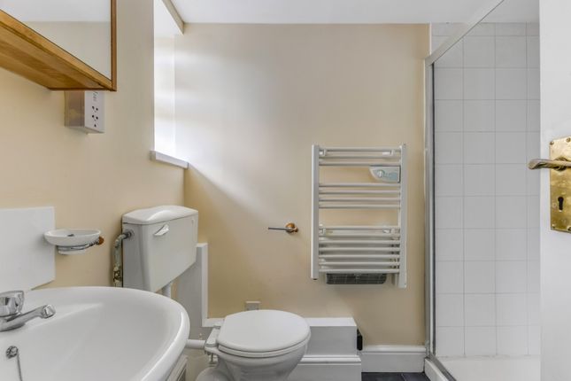 98D, Talbot Road, London photo 4