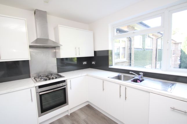 10, South Croydon photo 5
