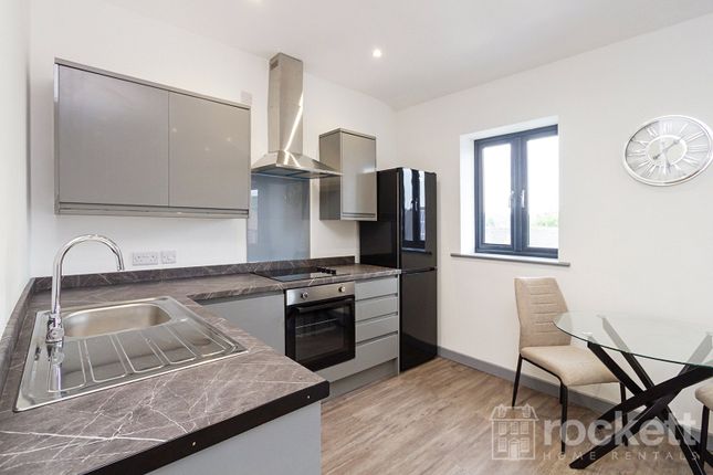 8, London Mews, Stoke On Trent photo 4
