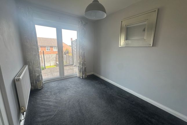 33 Portrush Drive, Grantham photo 3
