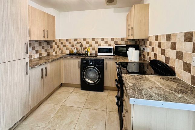261, Glenalmond Avenue, Cambridgeshire photo 4