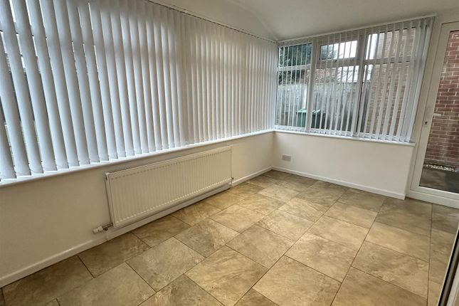 Town house for sale in Lowther Crescent, St. Helens