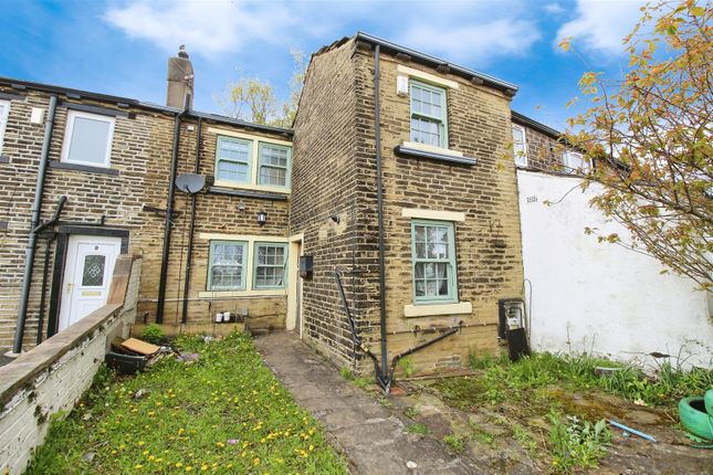Cottage for sale in Coll Place, Bradford
