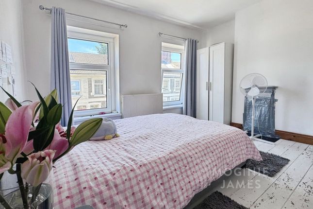 131, Treharris Street, Cardiff photo 5