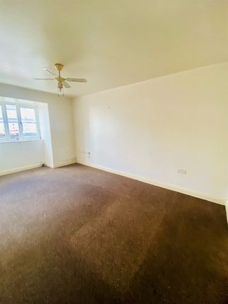 Flat for sale in Soundwell Road, Kingswood, Bristol