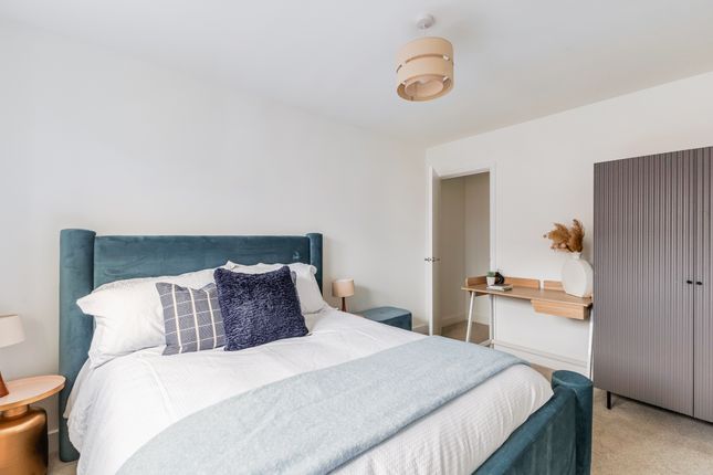 Leaf Living at Allium Park , Guildford, GU23, Ripley photo 4