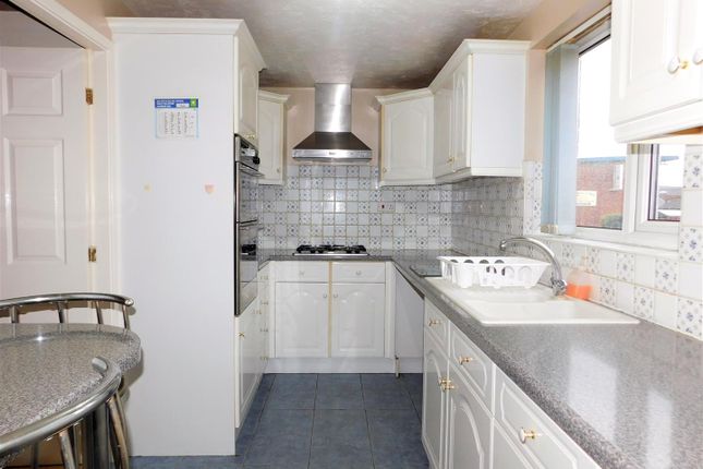 90A, Blandford Street, Ashton-Under-Lyne photo 2