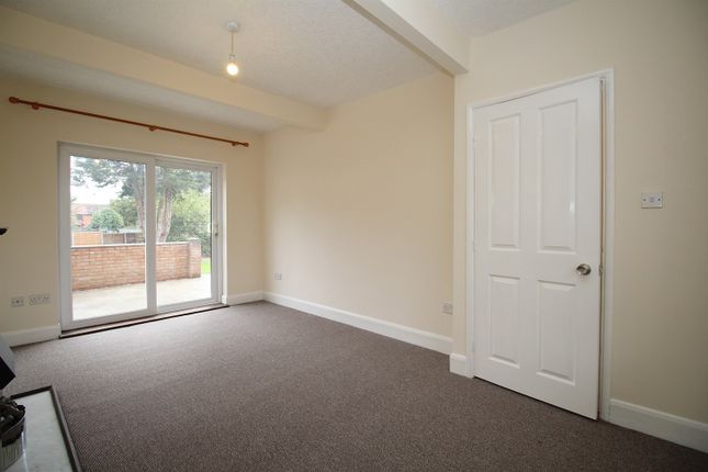 19, Pulteney Road, Loughborough photo 3