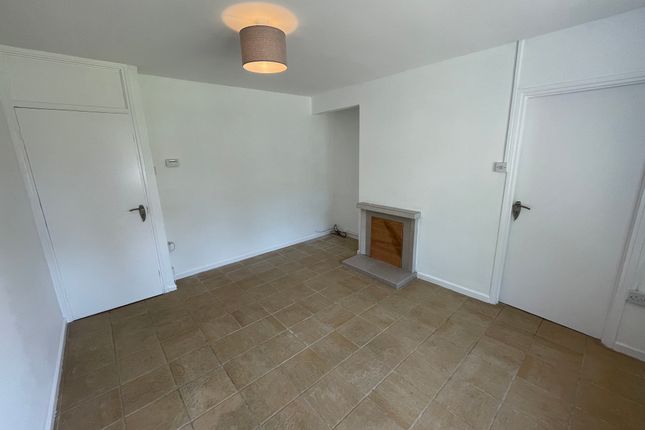 76 Severn Rd, Swansea photo 3