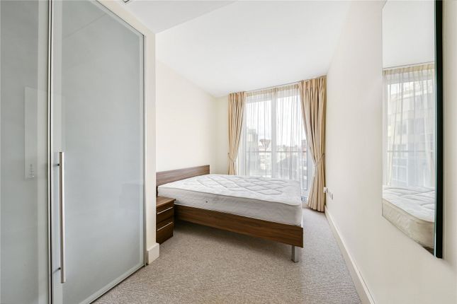 Balmoral Apartments, 408, 1 South Wharf Road, London photo 4