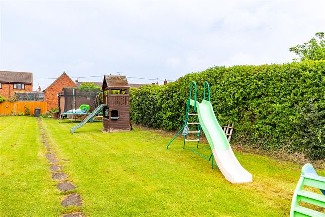 End terrace house for sale in Park Street, Winterton, Scunthorpe