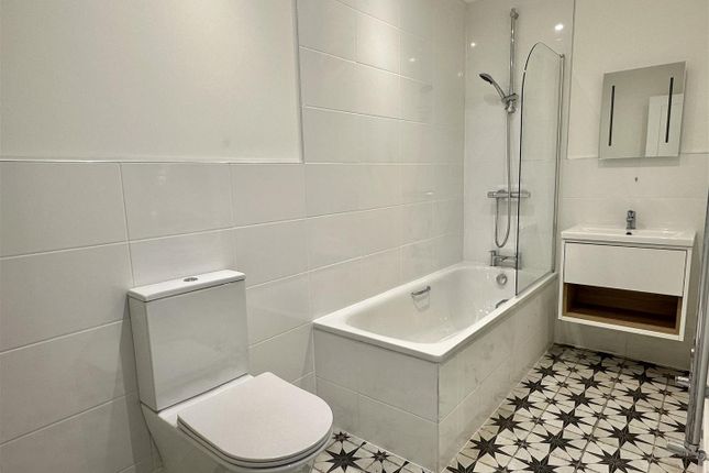 Flat 6, Riversvale, Litchdon Street, Barnstaple photo 4