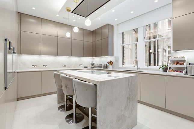 28,, Kensington Mansions, London photo 4