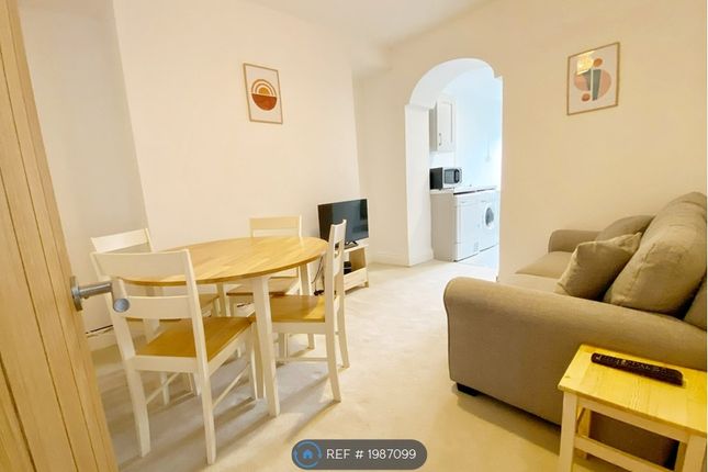 Room to rent in New Park Terrace, Pontypridd