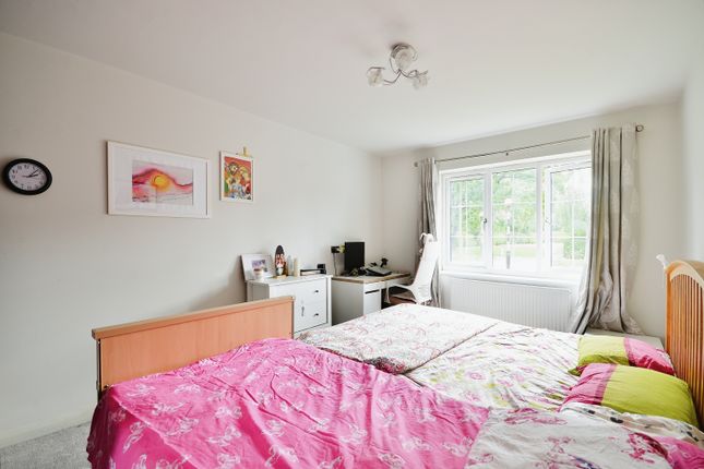 Flat for sale in Ruddpark Road, Manchester, Greater Manchester