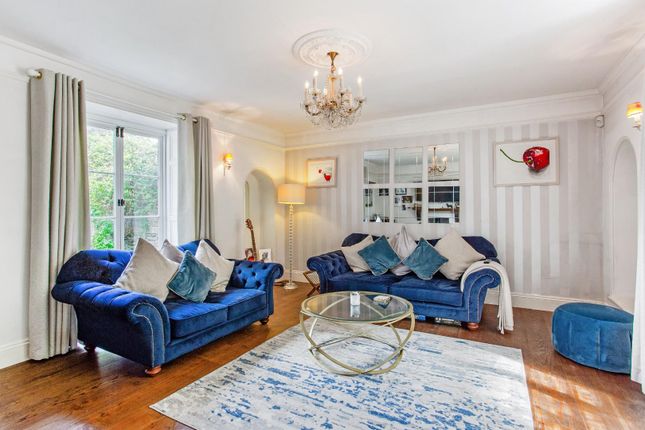 Saltford Lodge, 582, Bath Road, Bristol photo 4