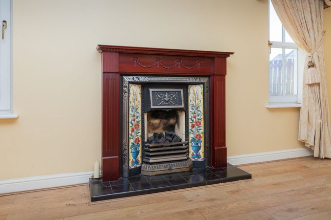 1 Beauly Avenue, Strathaven photo 4