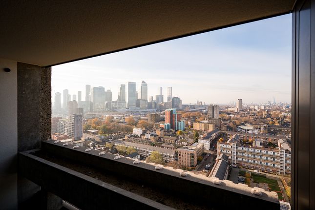 Thumbnail Flat to rent in Balfron Tower, 7 St Leonards Road, London