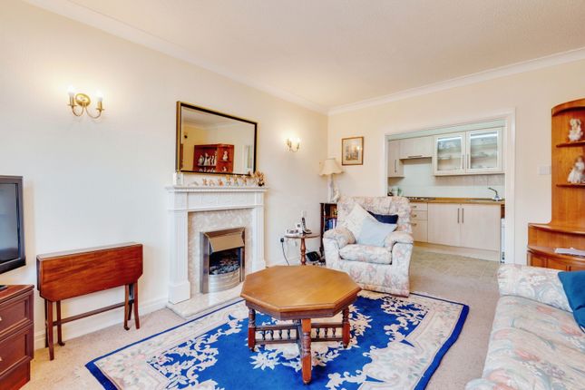 Flat for sale in King Edward Road, Knutsford, Cheshire